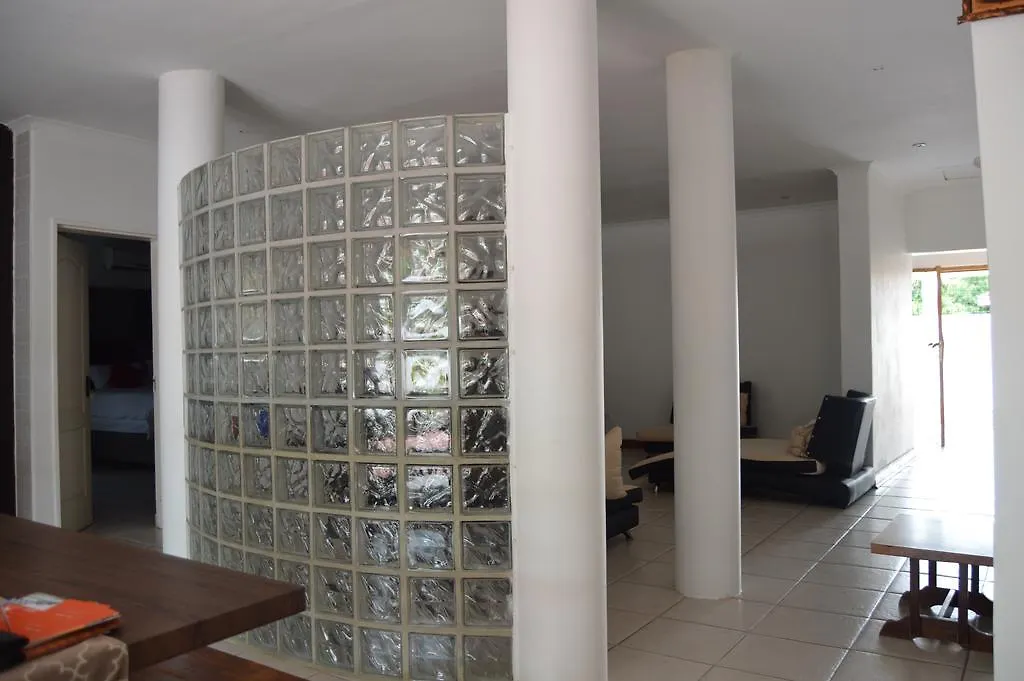 Maison Calme-1